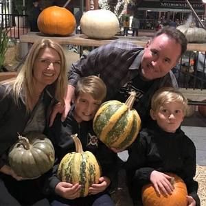 Meet your Posher, Suzanne